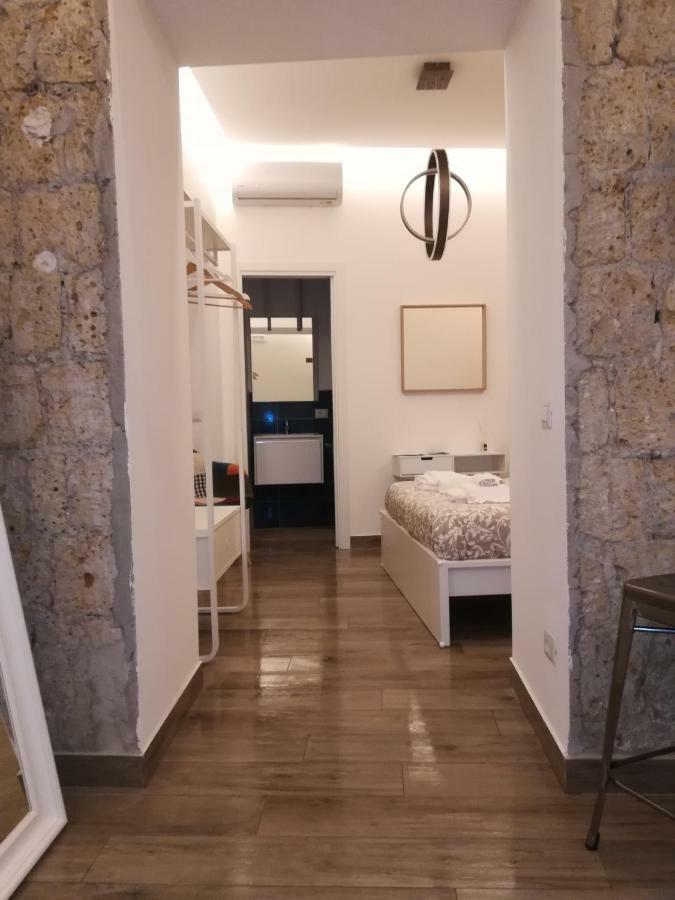 Апартаменты Vivi House Неаполь Экстерьер фото